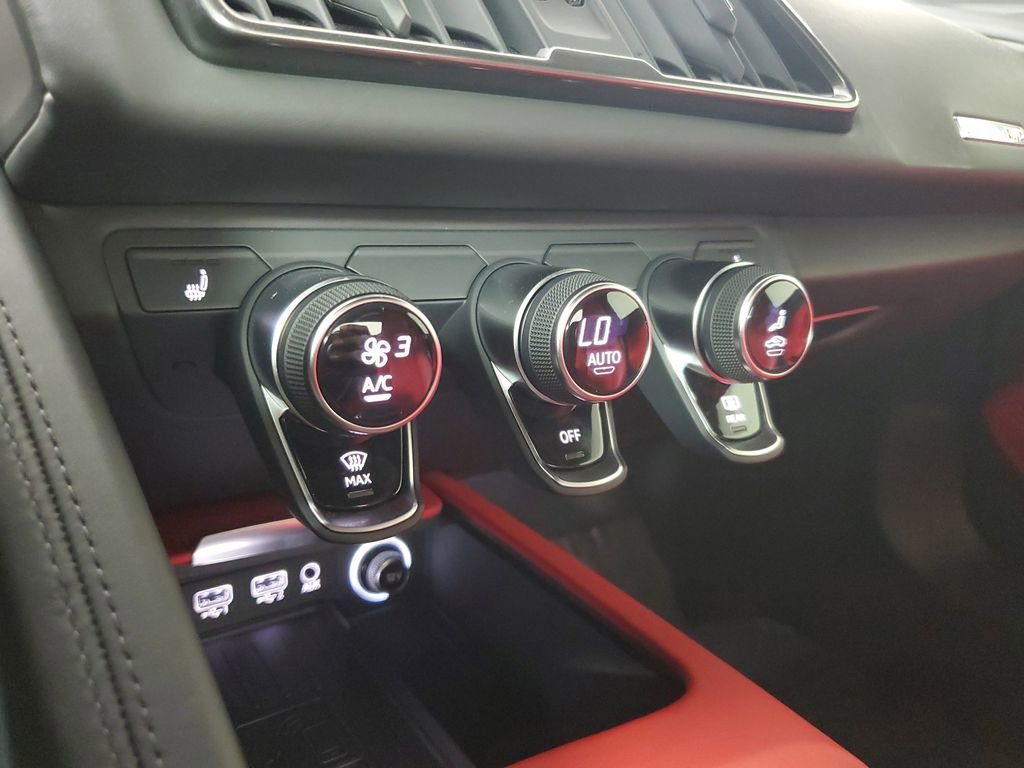 2023 Audi R8 V10 performance