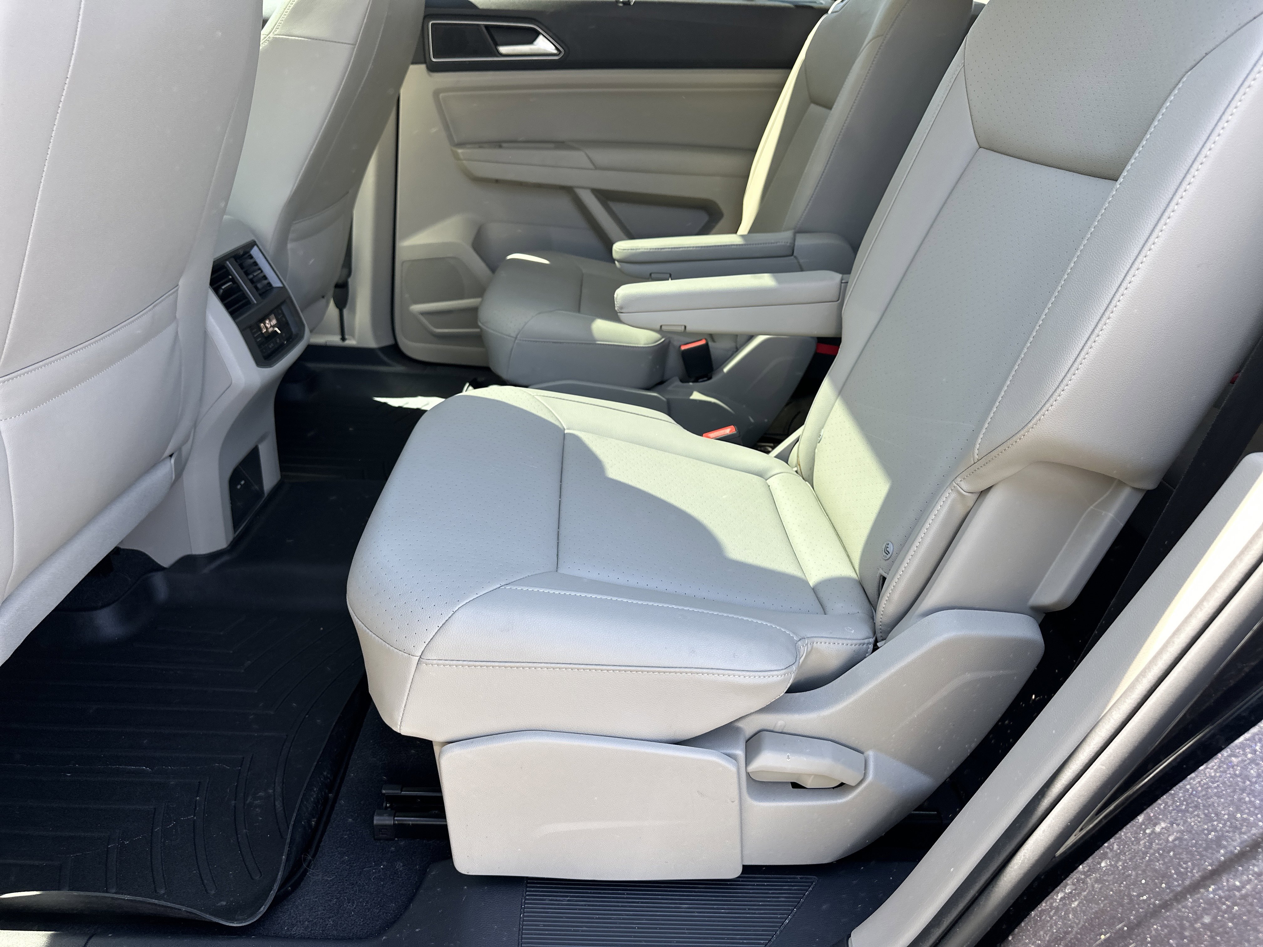 2019 Volkswagen Atlas SEL R-Line