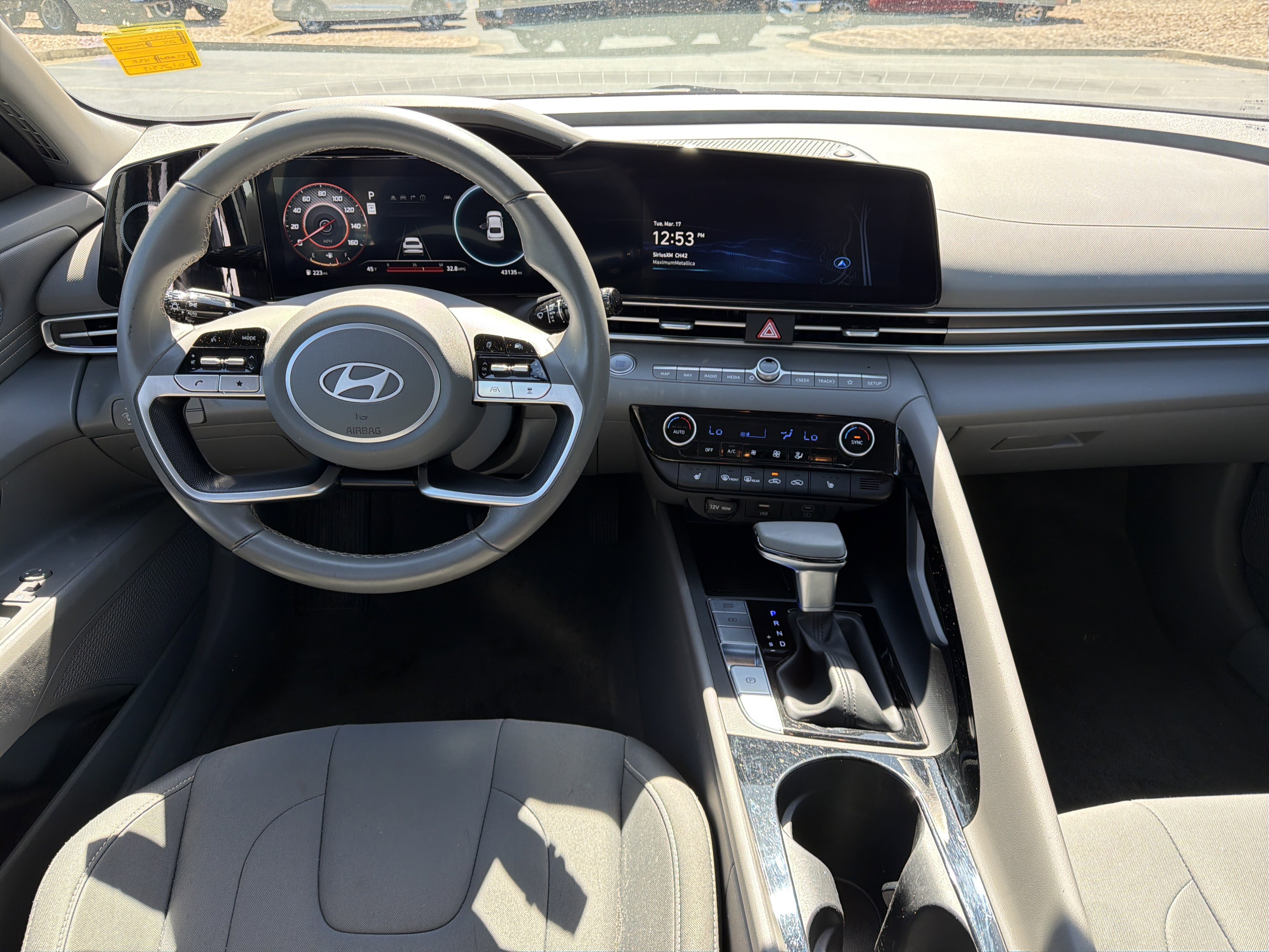 2025 Hyundai Elantra SEL