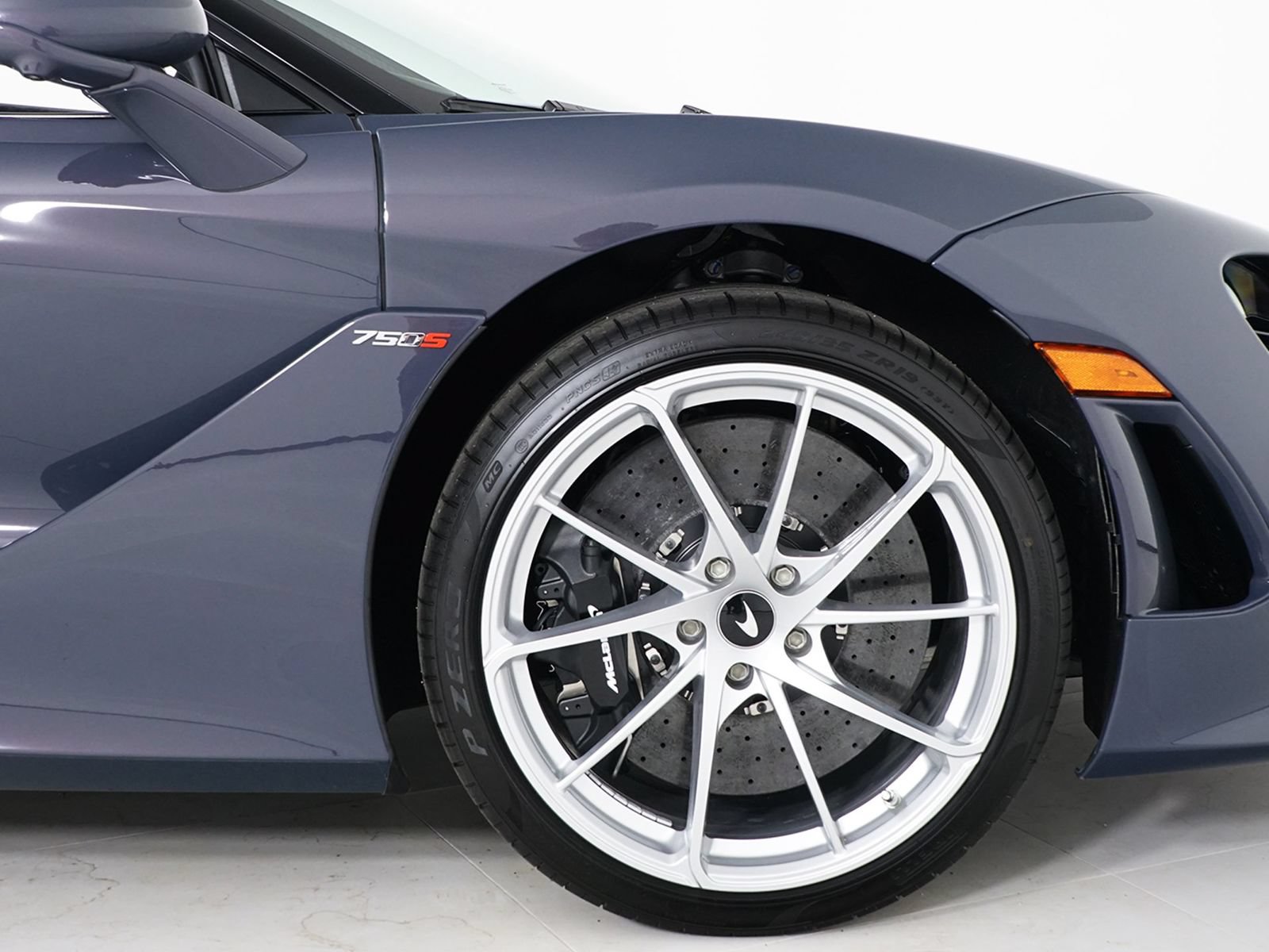Used 2026 McLaren 750S Spider photo 17