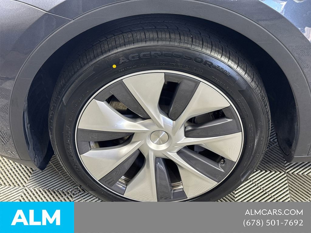 2024 Tesla Model Y Long Range