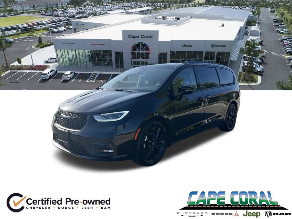 Certified 2026 Chrysler Pacifica Limited w/ S Appearance Package