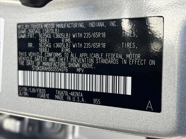 2025 Toyota Highlander LE