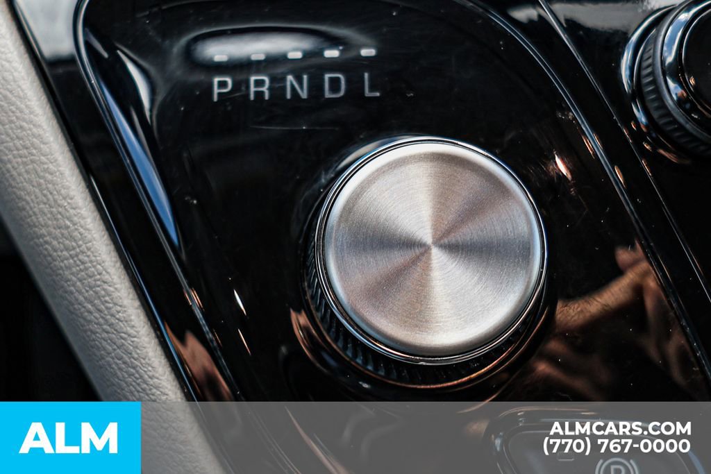 2024 Chrysler Pacifica Touring-L