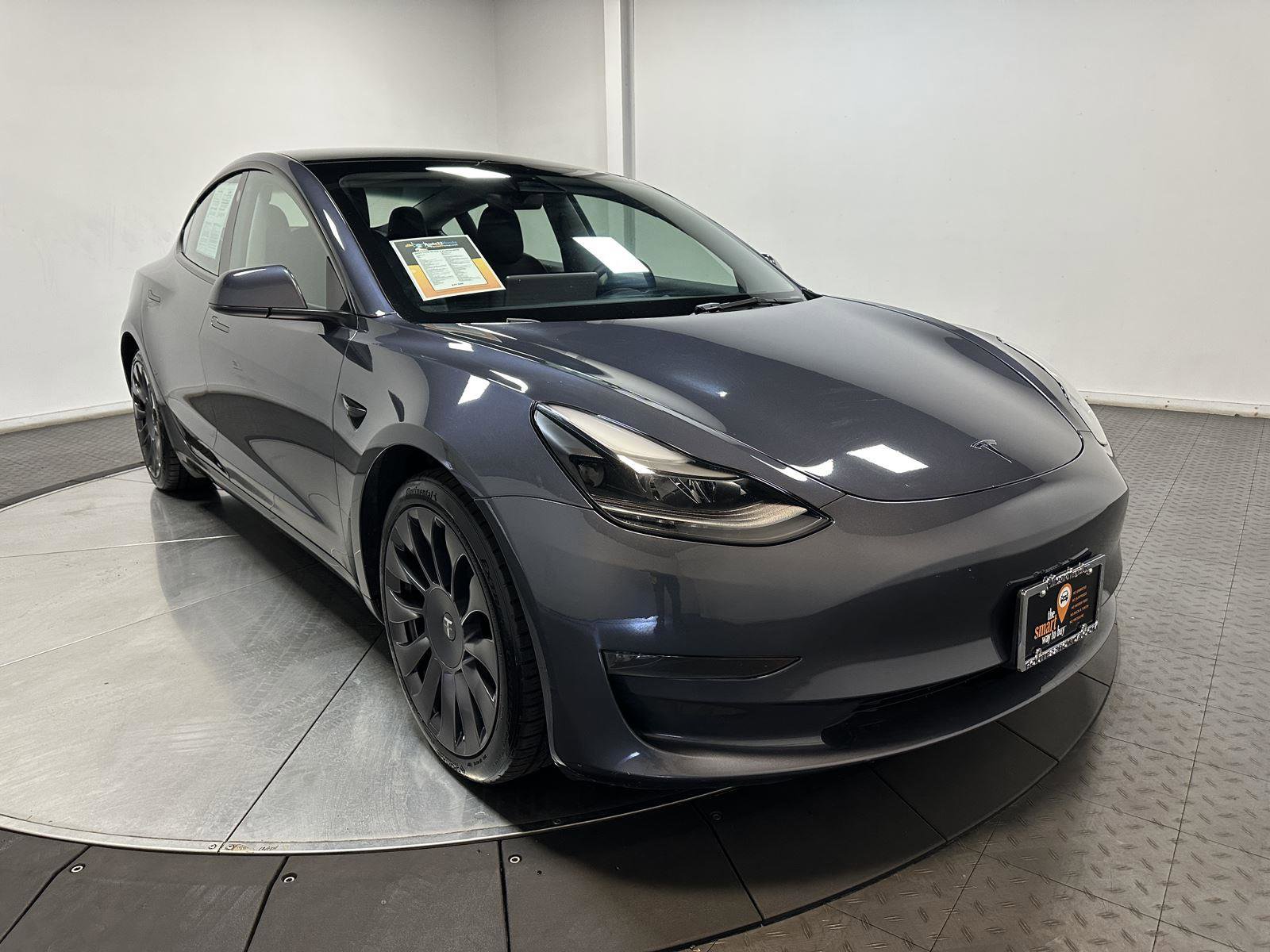 2023 Tesla Model 3 Performance