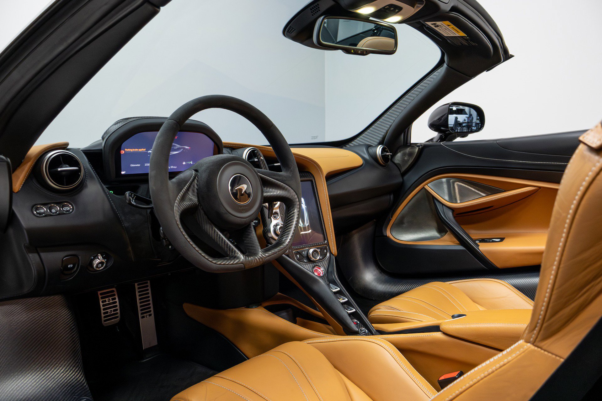 Used 2019 McLaren 720S Luxury photo 10
