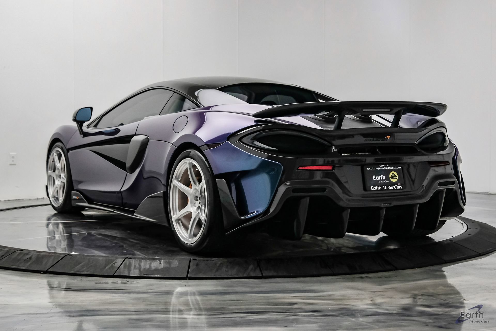 Used 2019 McLaren 600LT photo 12