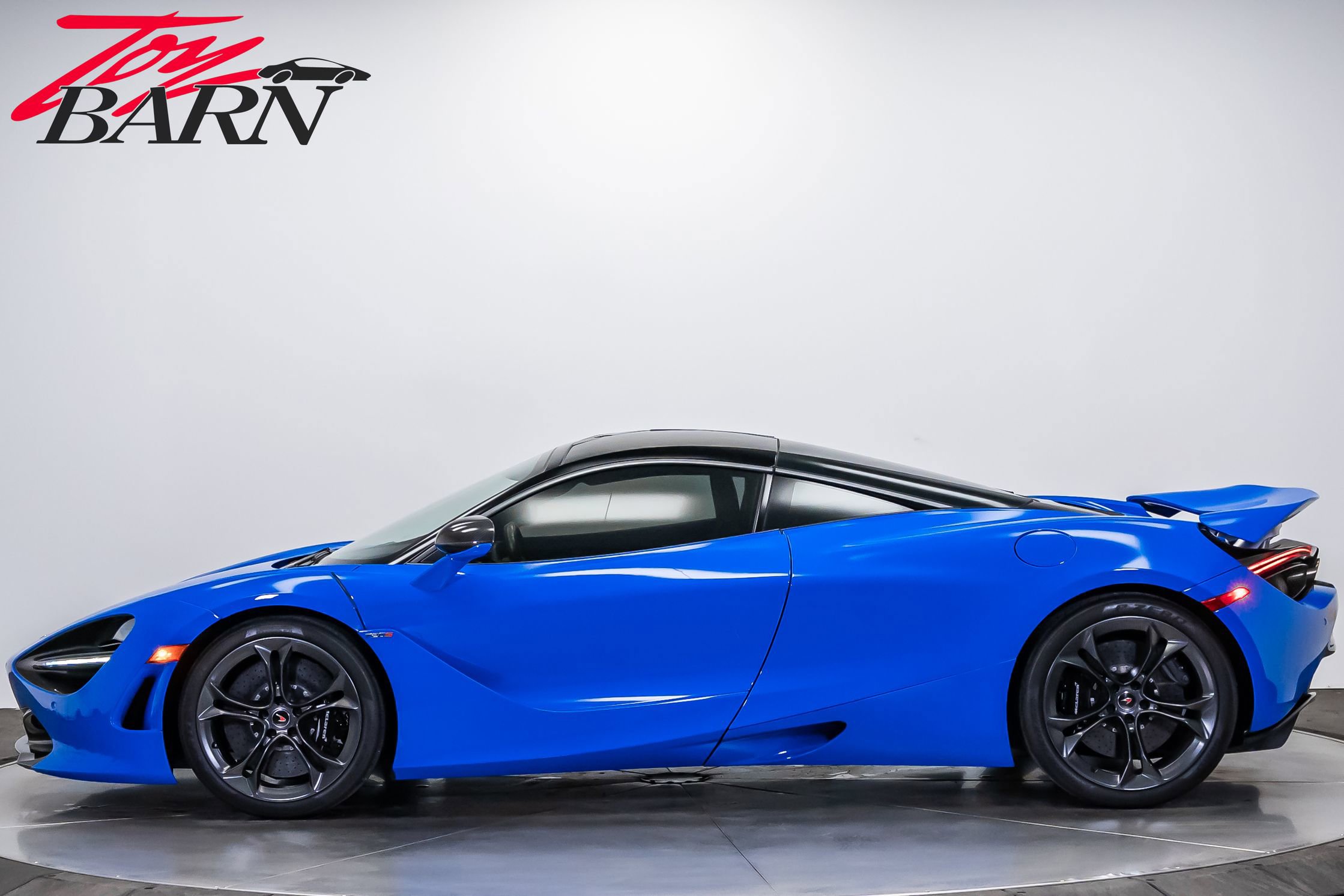 Used 2018 McLaren 720S Performance 2