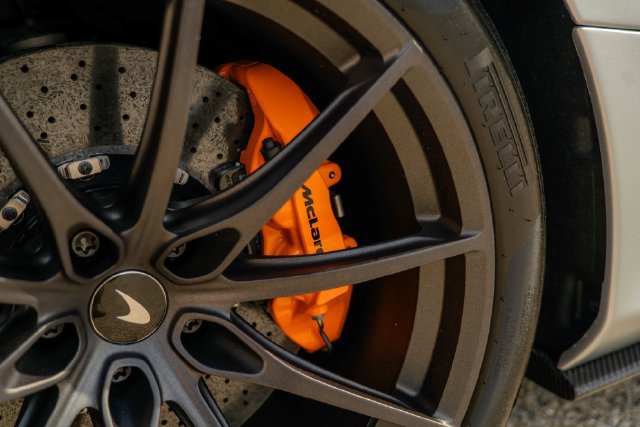 Used 2022 McLaren 765LT photo 42