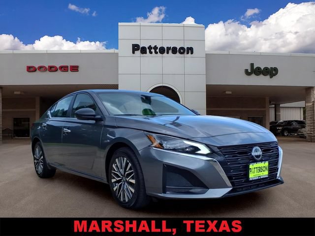 Used 2025 Nissan Altima 2.5 SV
