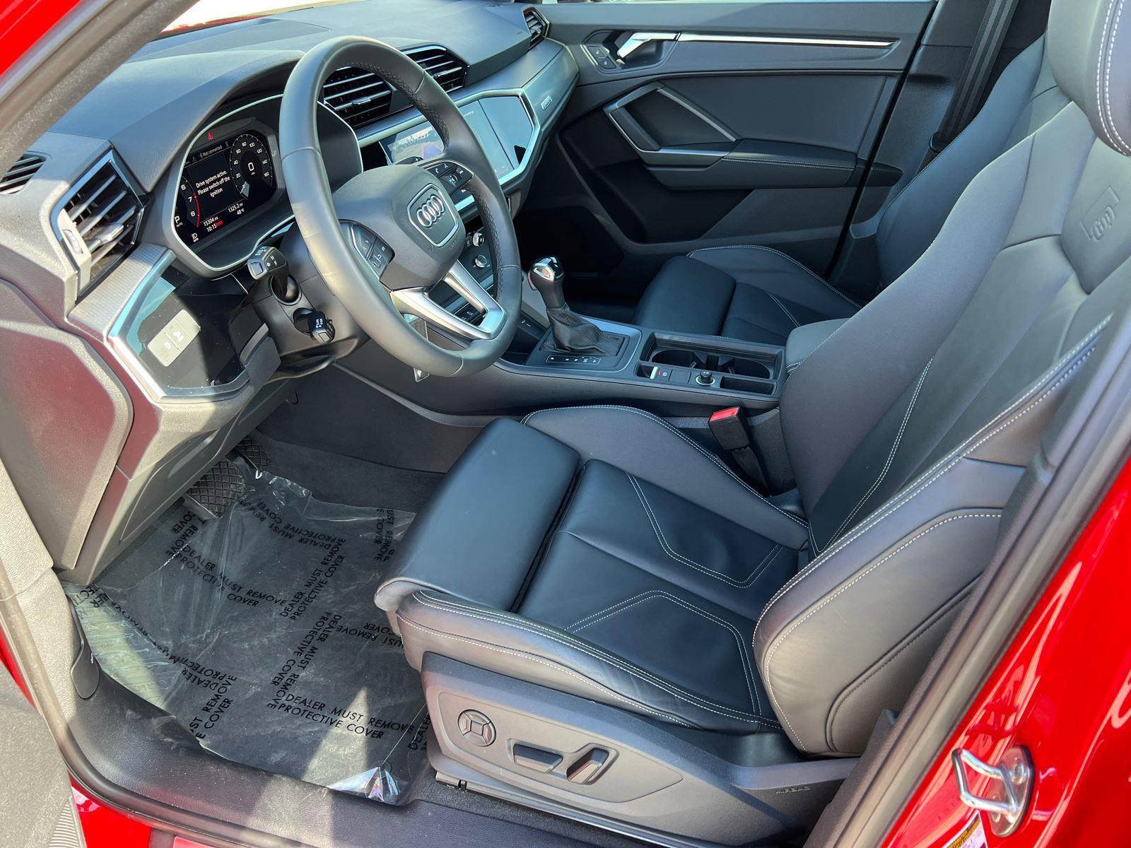 2025 Audi Q3 2.0T Premium