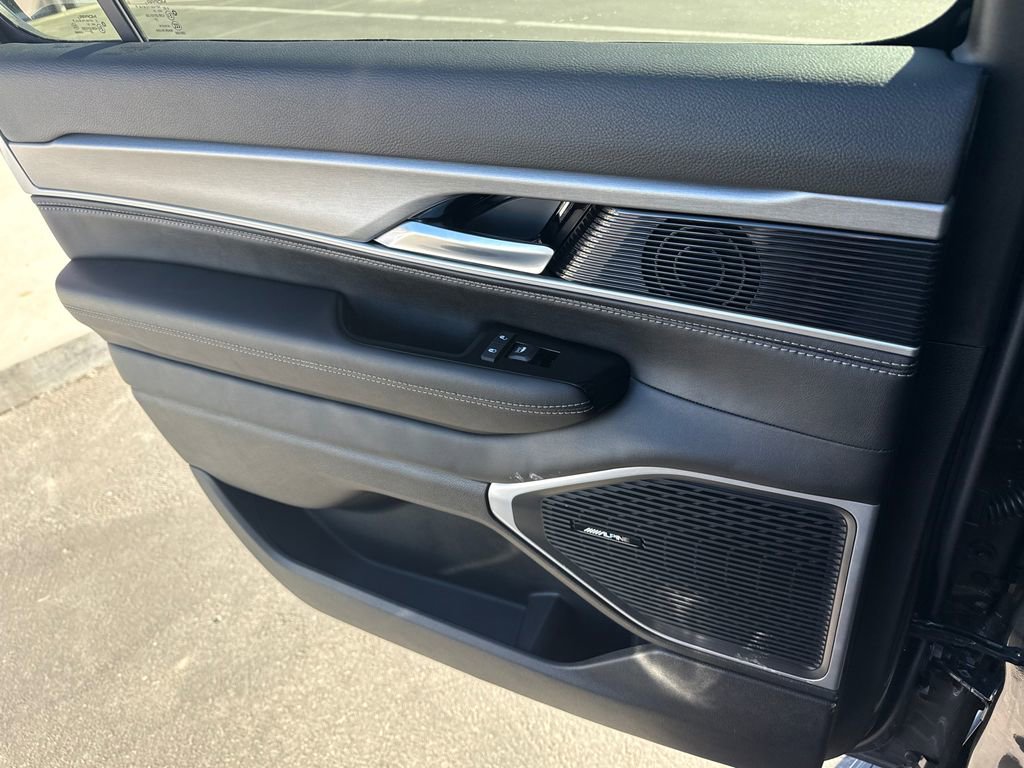 2026 Jeep Grand Wagoneer 4WD