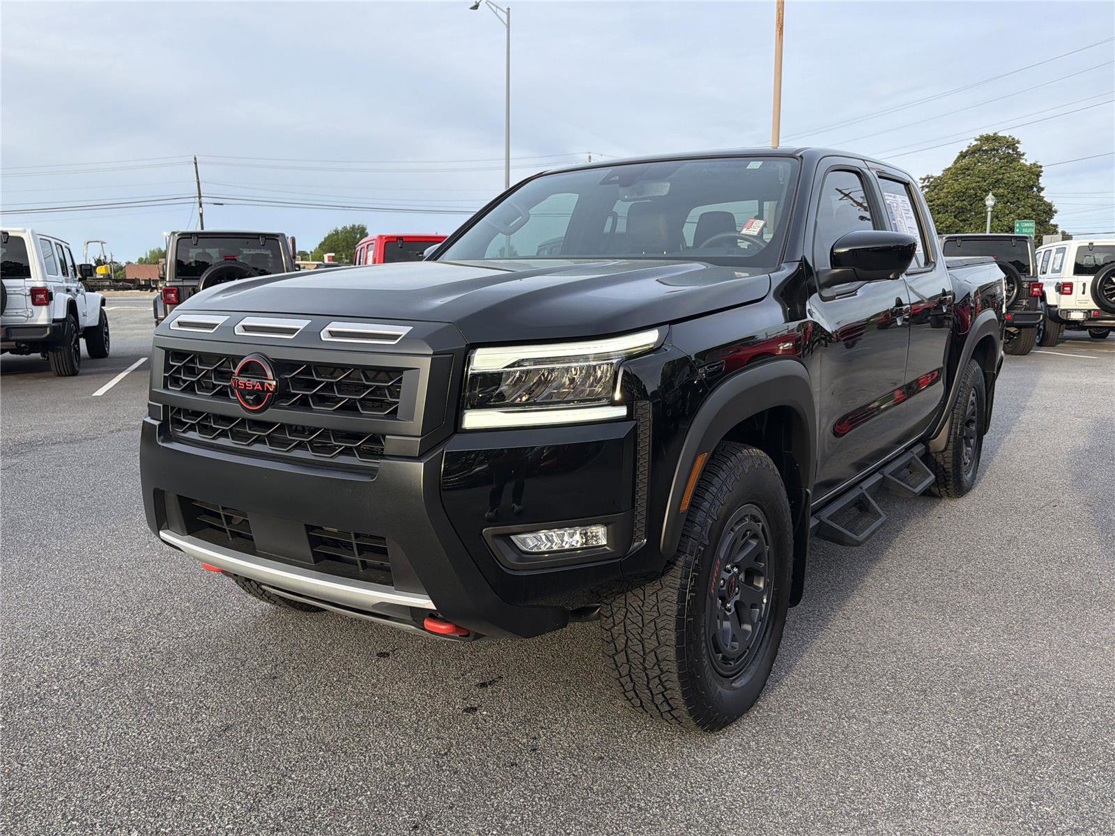 2025 Nissan Frontier PRO-4X