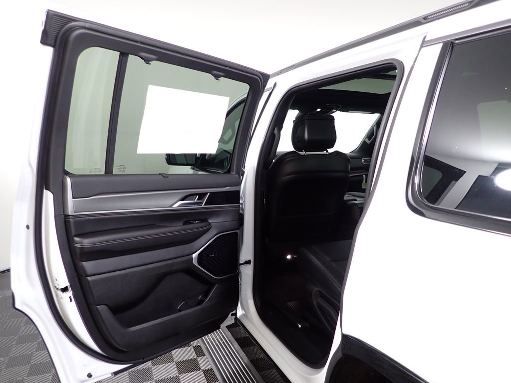 2026 Jeep Grand Wagoneer Limited