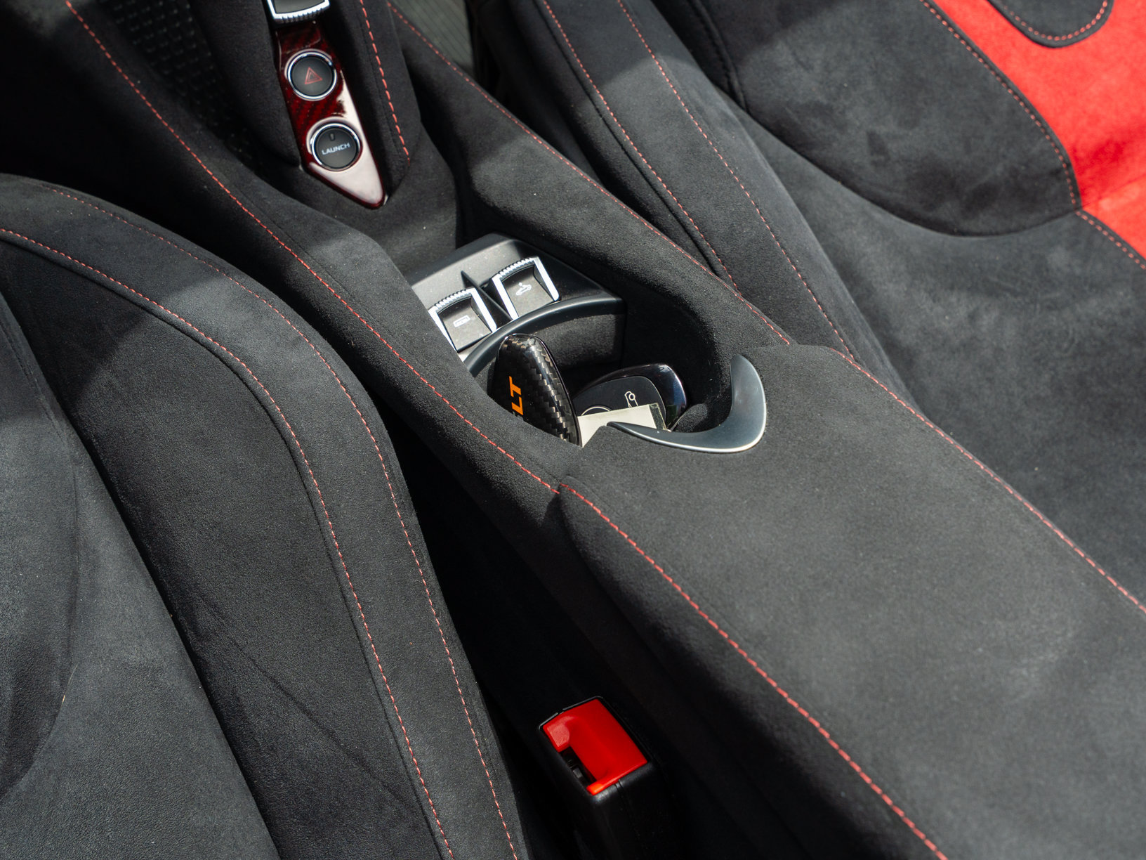Used 2022 McLaren 765LT photo 34