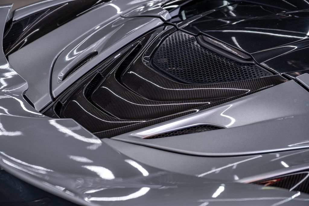 Used 2020 McLaren 720S Spider photo 9