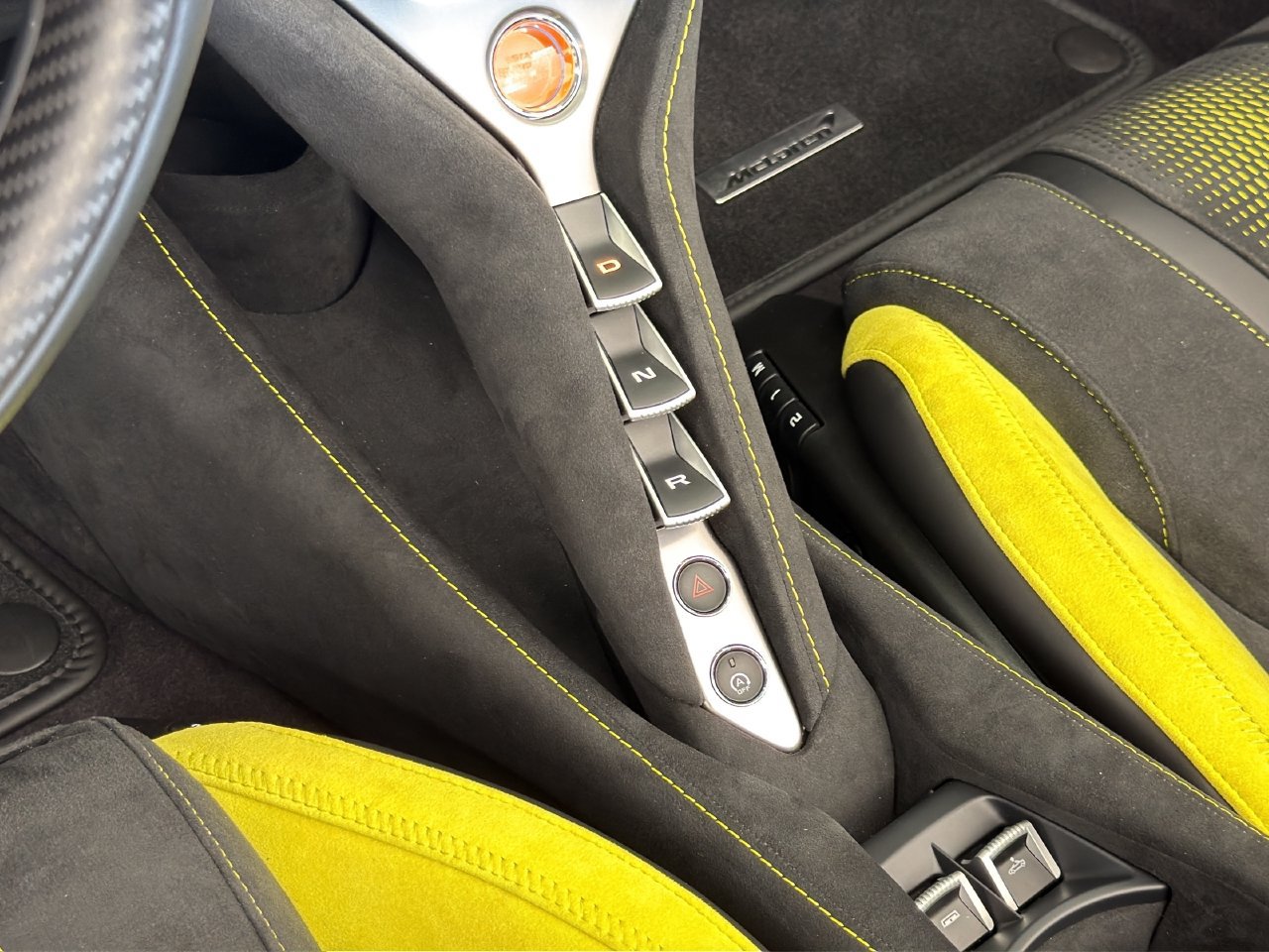 Used 2025 McLaren 750S Spider photo 29