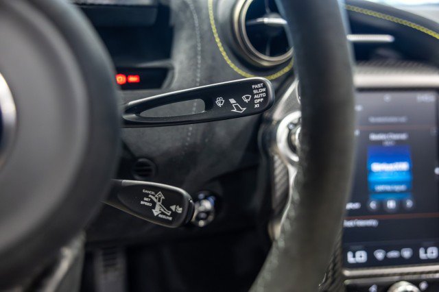 Used 2021 McLaren 720S Performance photo 35