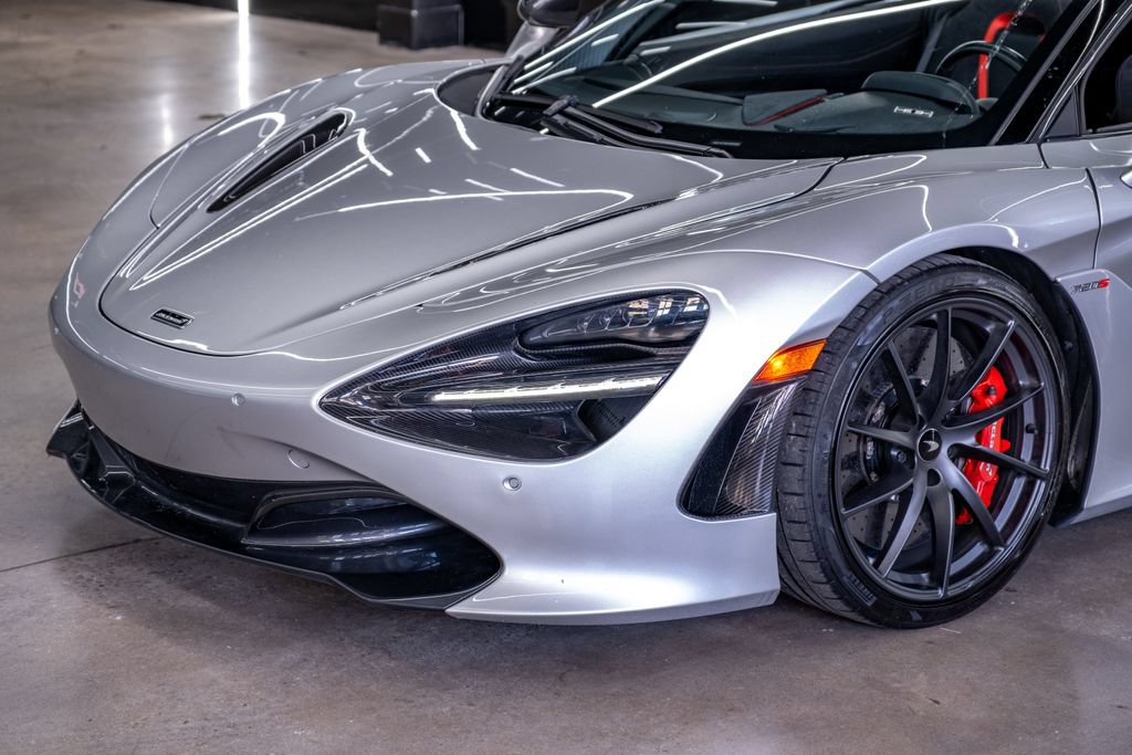 Used 2020 McLaren 720S Spider photo 25