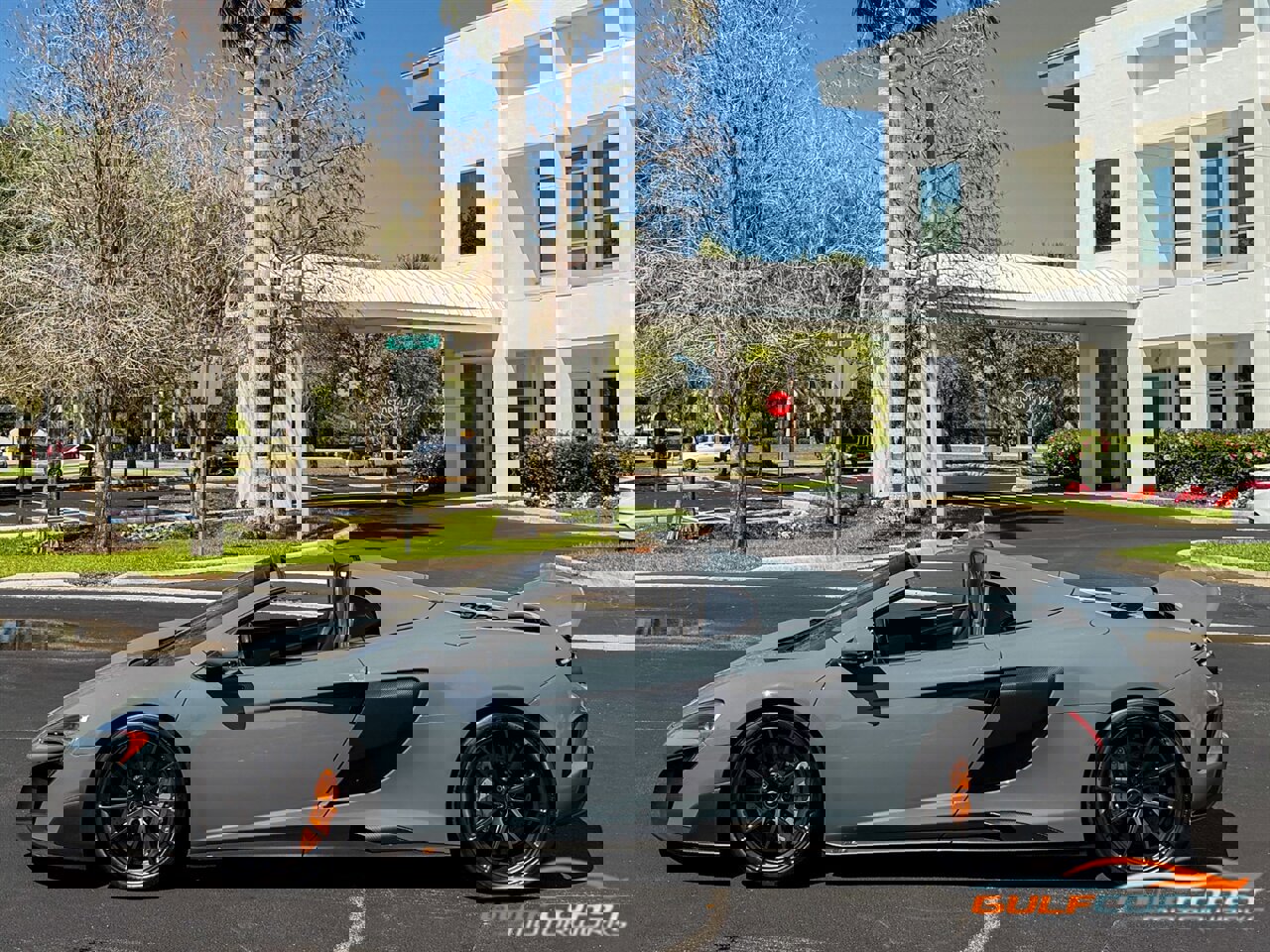 Used 2016 McLaren 675LT photo 40