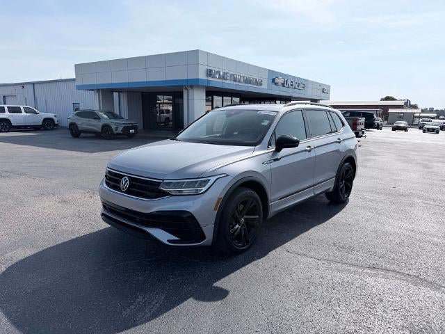 Used 2023 Volkswagen Tiguan SE R-Line