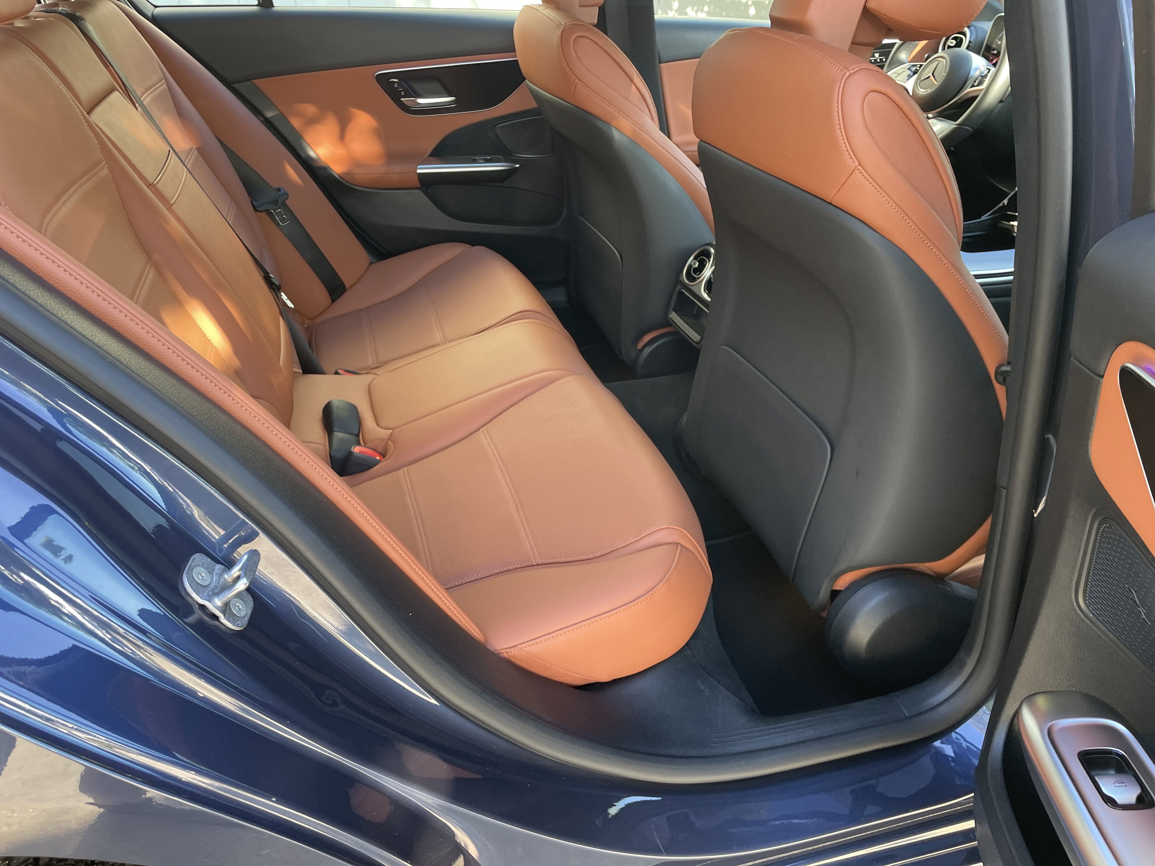 2025 Mercedes-Benz C 300 Sedan