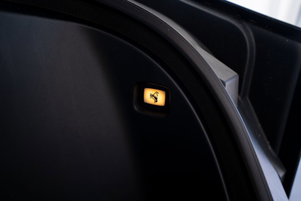 2024 Tesla Cybertruck AWD Crew Cab