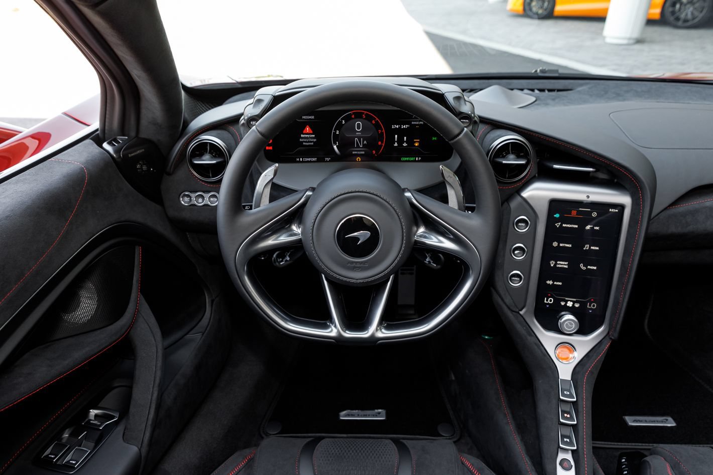Used 2027 McLaren 750S Spider photo 63