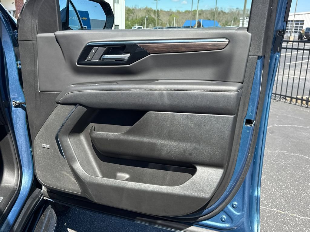 2025 Chevrolet Tahoe Premier