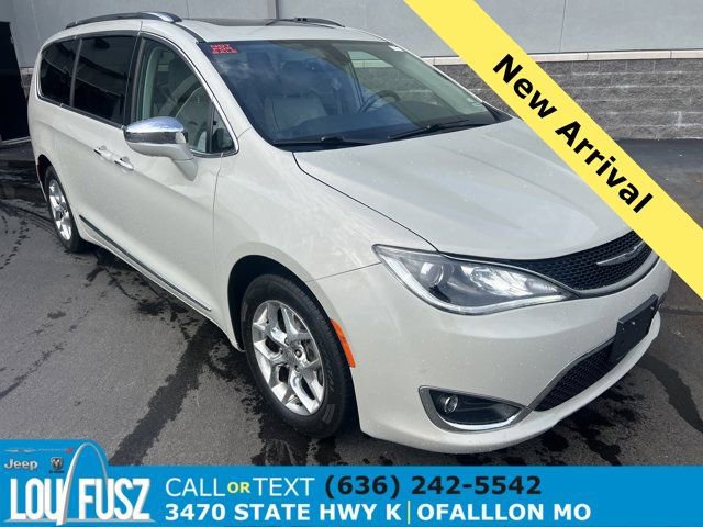 Used 2017 Chrysler Pacifica Limited