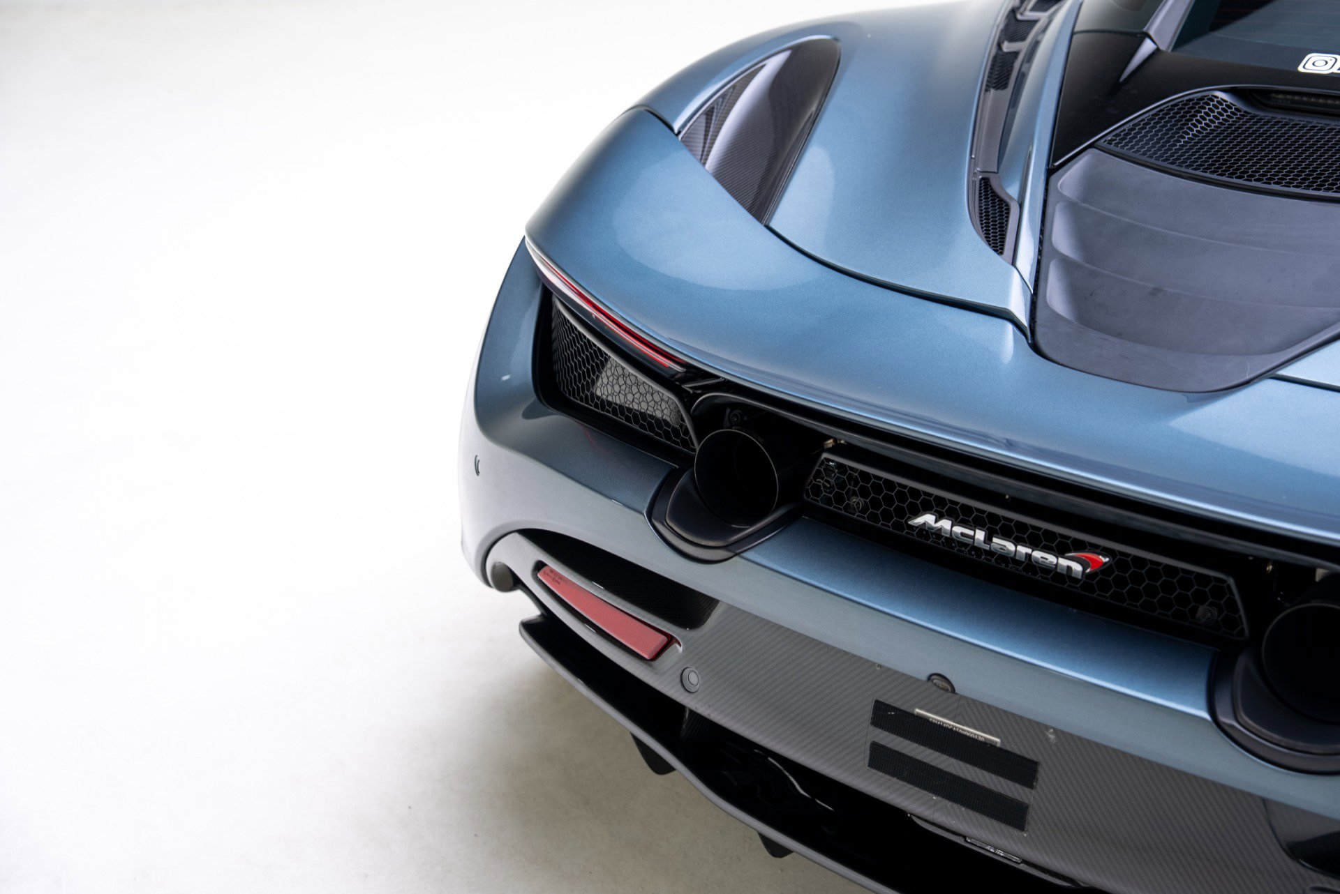 Used 2018 McLaren 720S Luxury photo 26