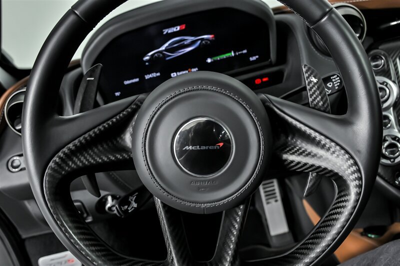 Used 2018 McLaren 720S photo 29