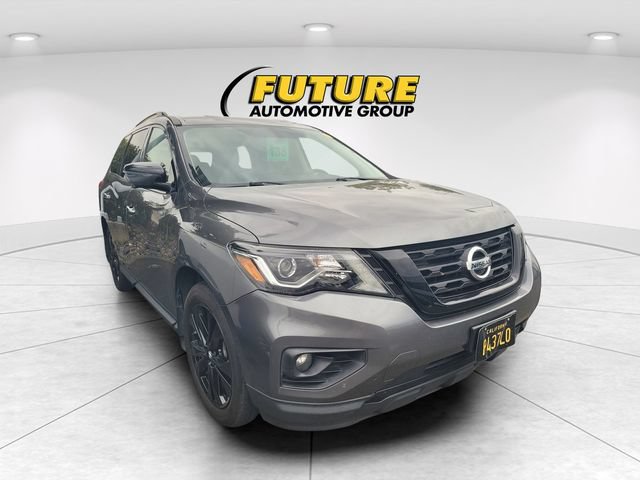 Used 2018 Nissan Pathfinder SL w/ Midnight Edition Package