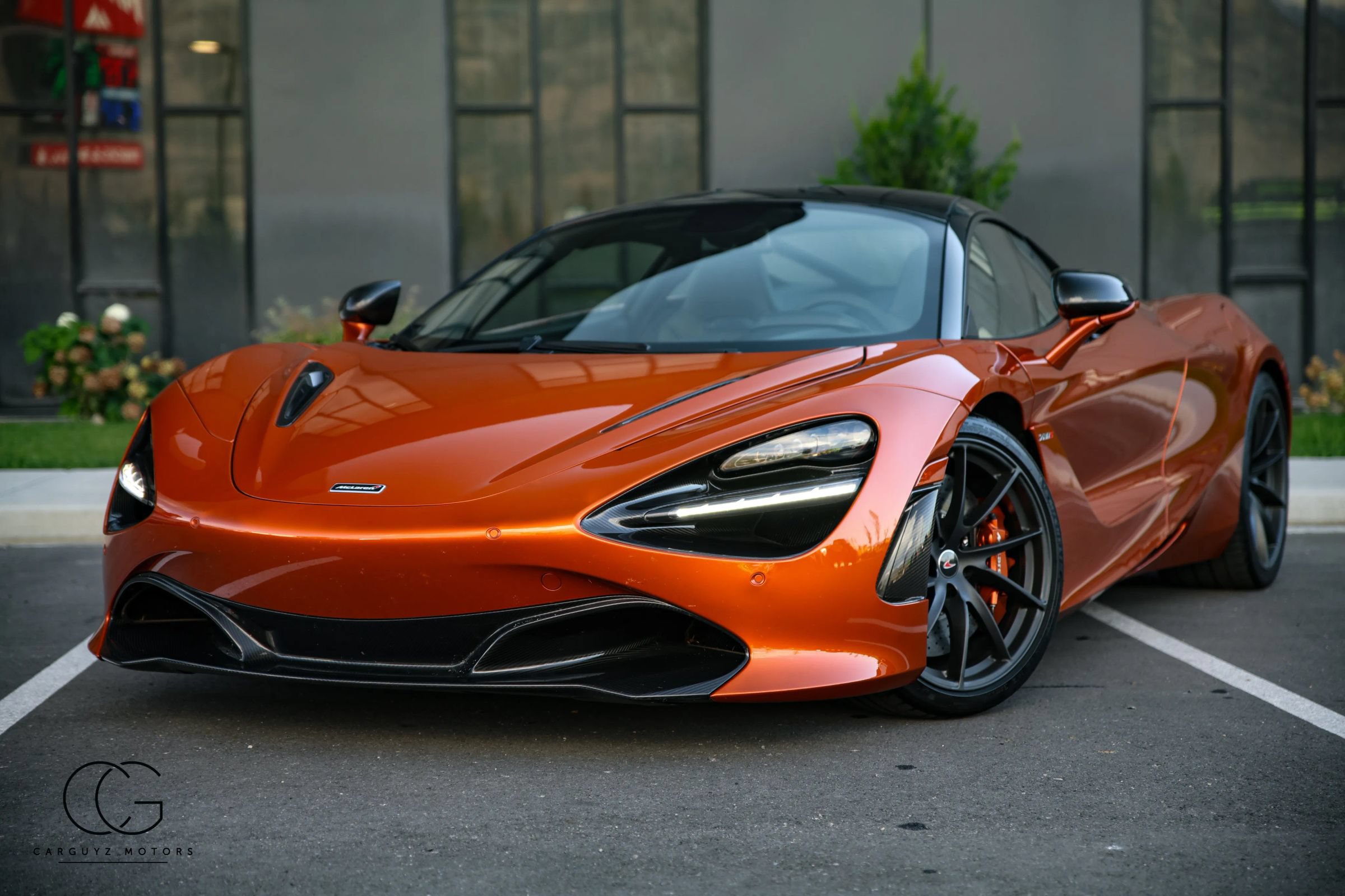 Used 2018 McLaren 720S photo 17