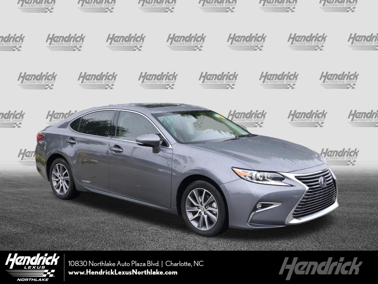Used 2016 Lexus ES 300h w/ Luxury Package w/Wood Trim