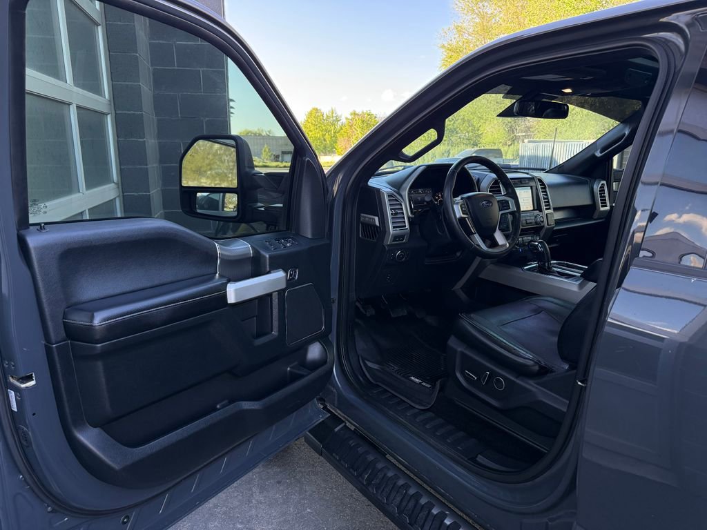 2016 Ford F150 Lariat