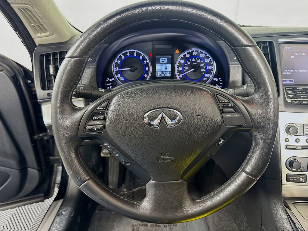 2014 INFINITI Q60 Convertible