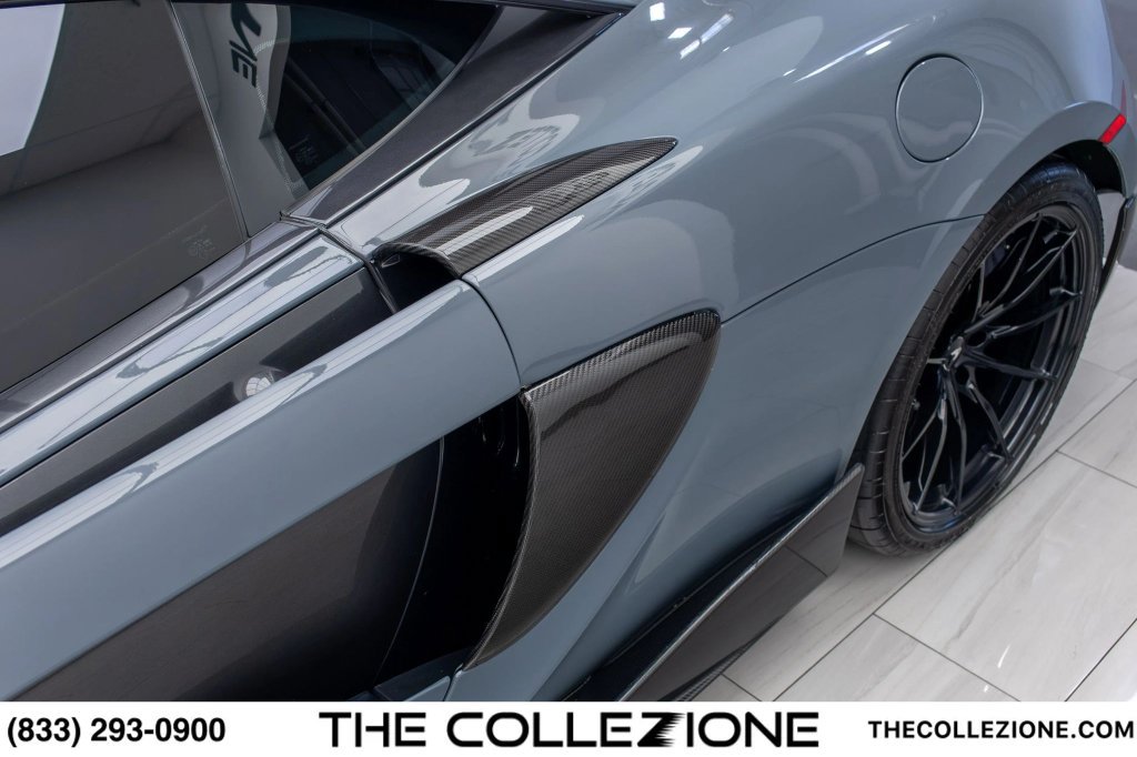 Used 2019 McLaren 600LT photo 16