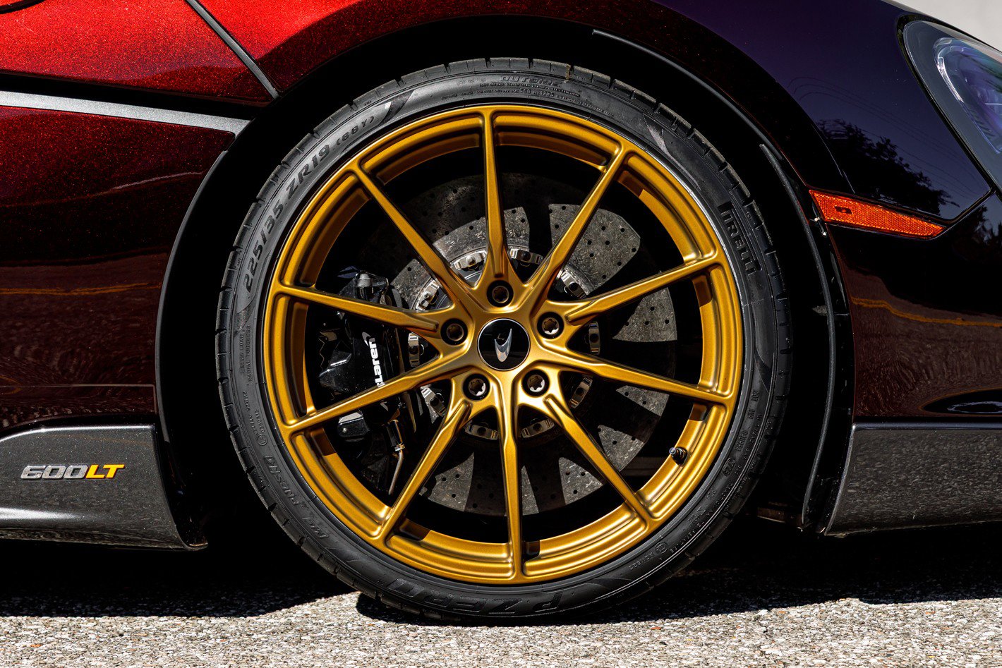 Used 2019 McLaren 600LT photo 13