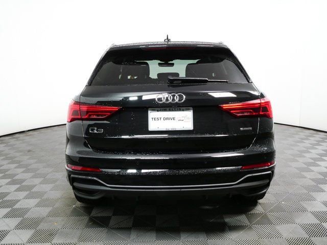2025 Audi Q3 2.0T Premium Plus