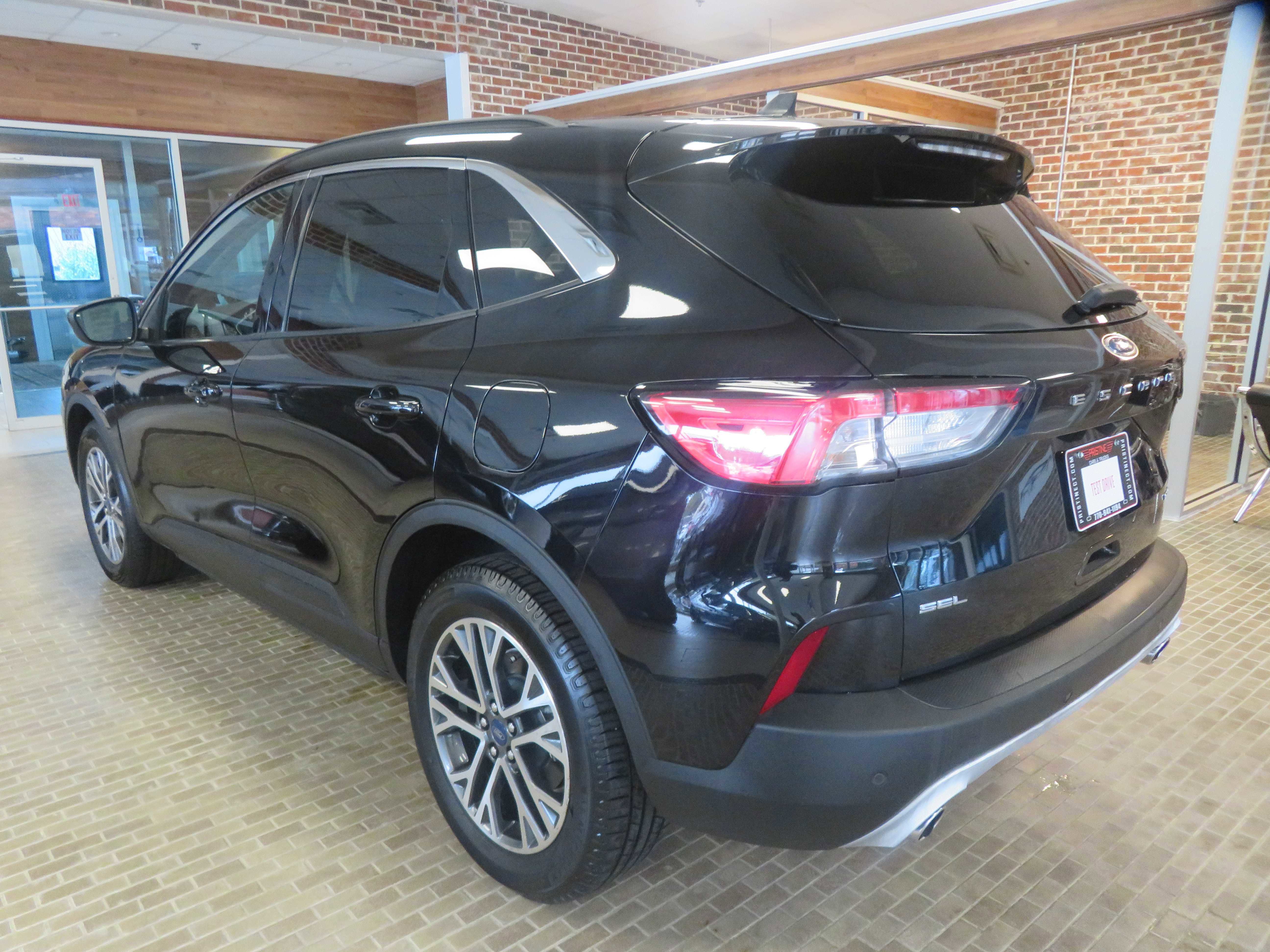 2020 Ford Escape SEL