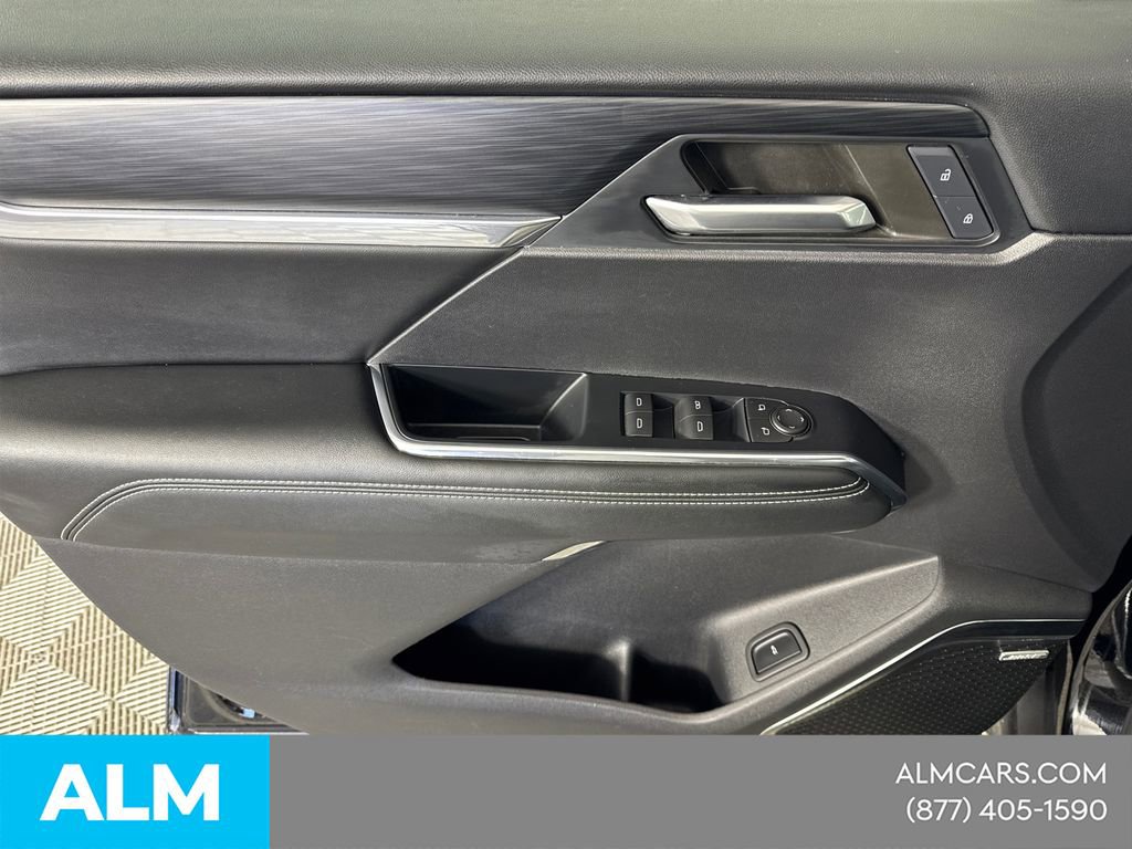 2024 GMC Acadia Elevation