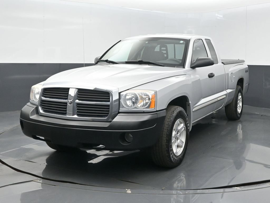 2005 Dodge Dakota SLT