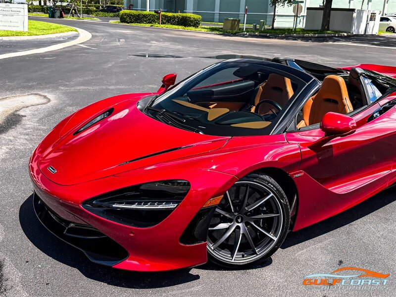 Used 2022 McLaren 720S Spider photo 11
