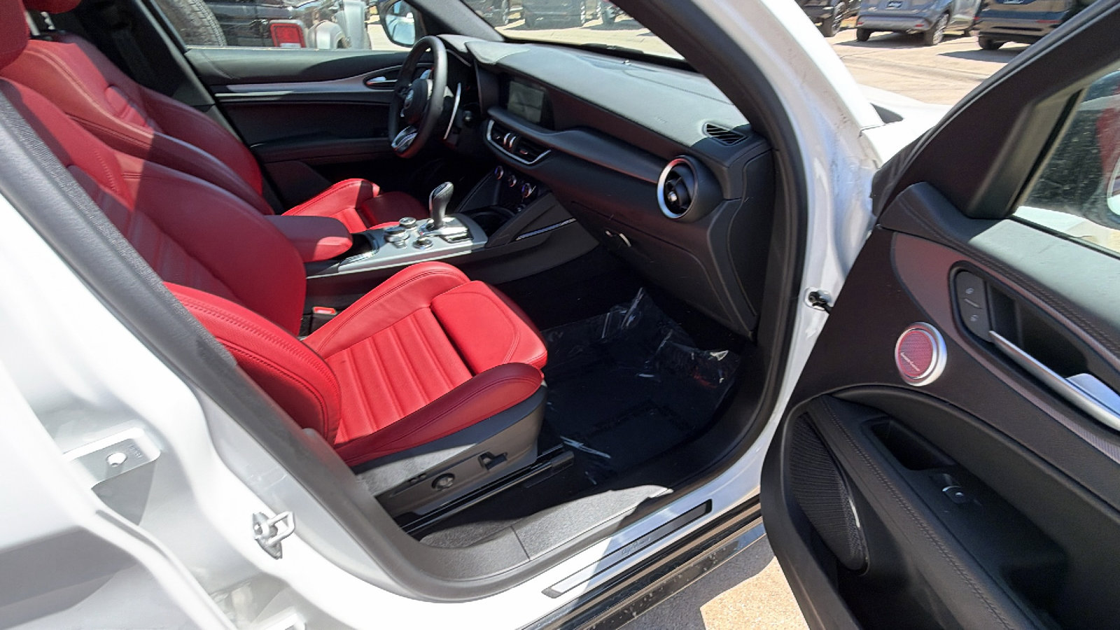 2025 Alfa Romeo Stelvio Sprint