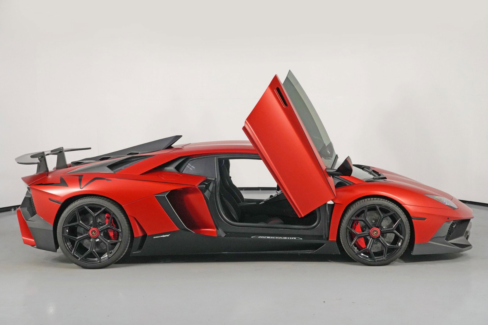 2017 Lamborghini Aventador S