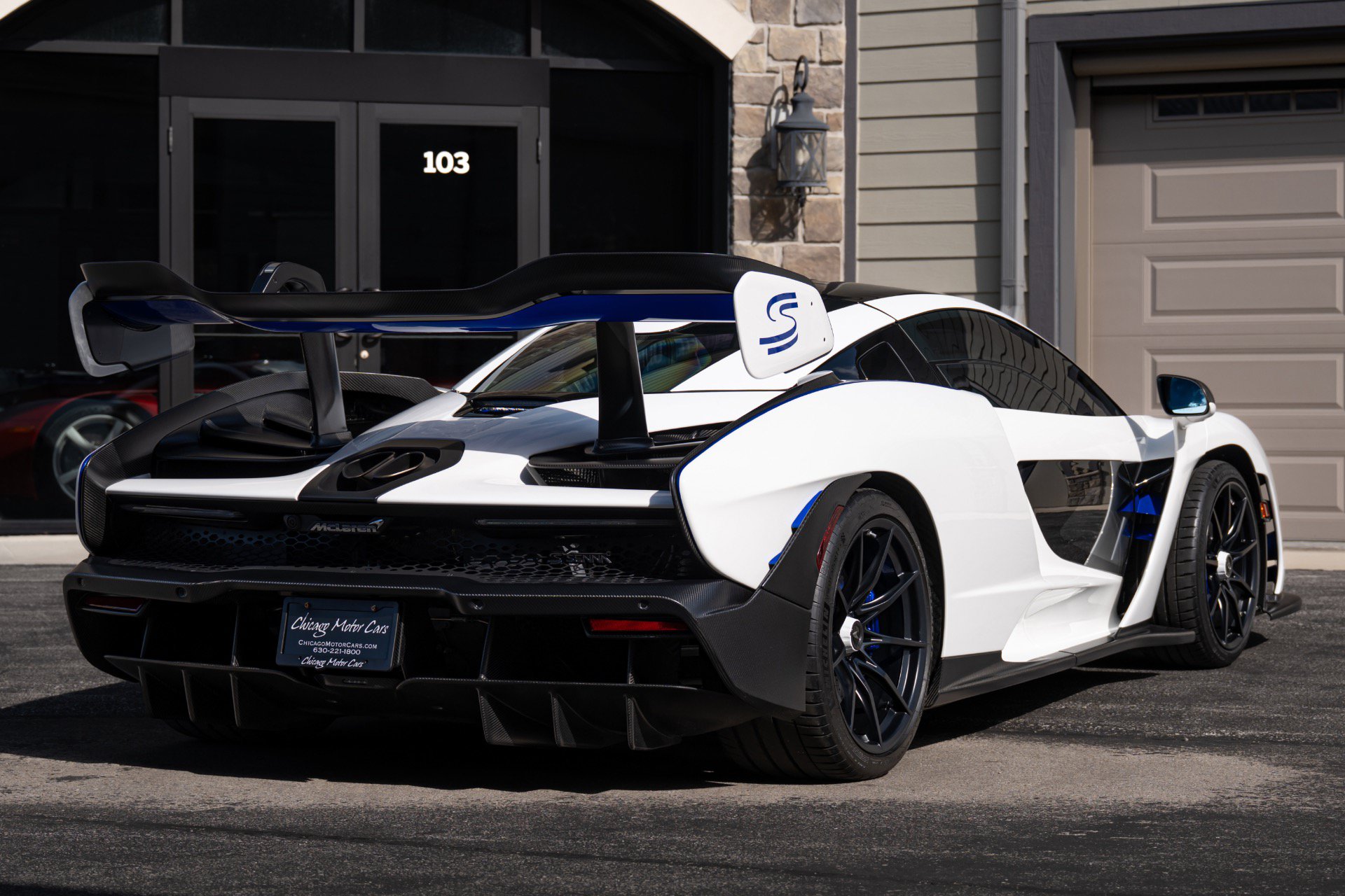 Used 2019 McLaren Senna photo 10