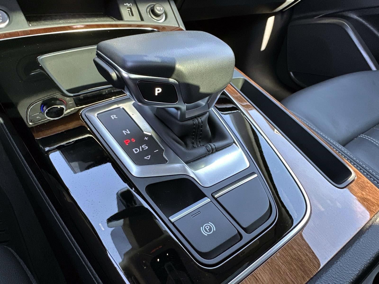 2023 Audi Q5 2.0T Premium