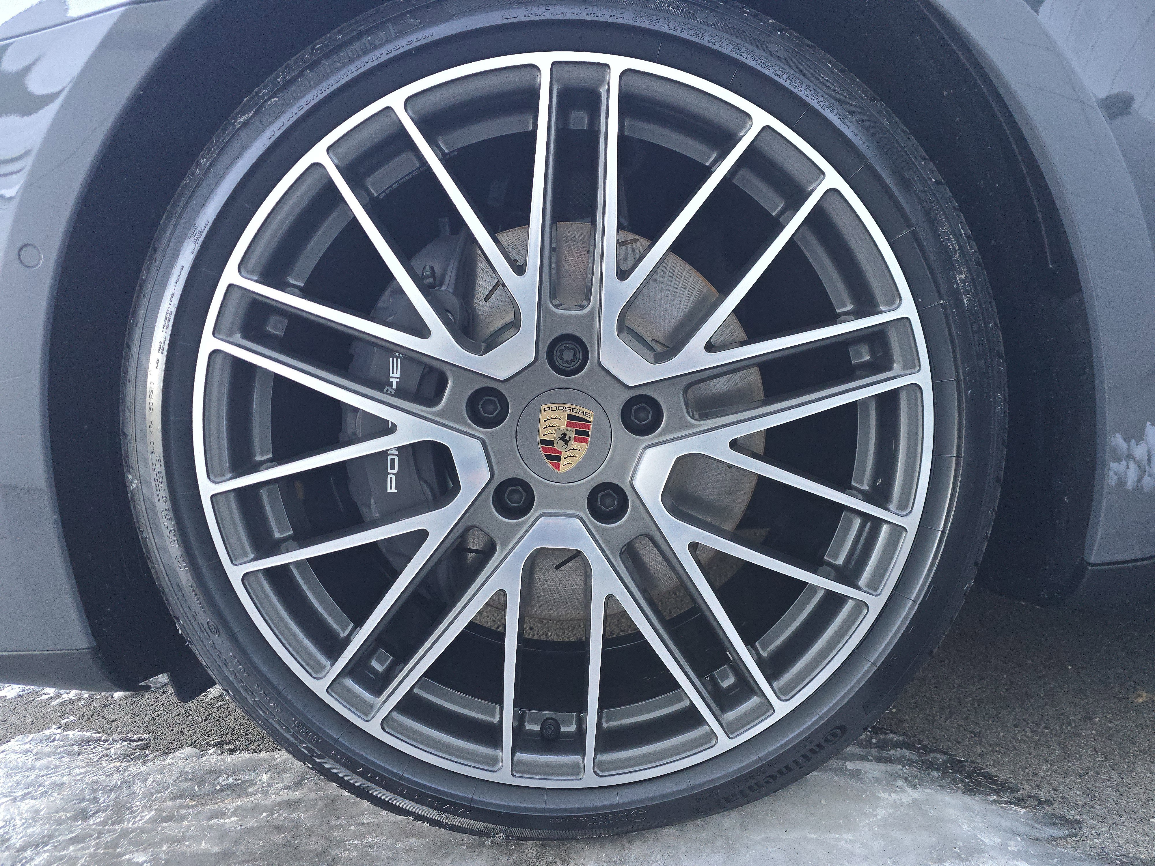 2026 Porsche Panamera 4