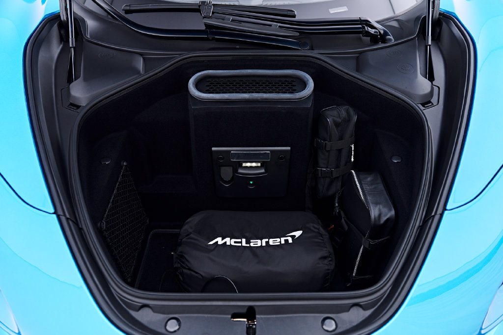 Used 2025 McLaren 750S Spider photo 32